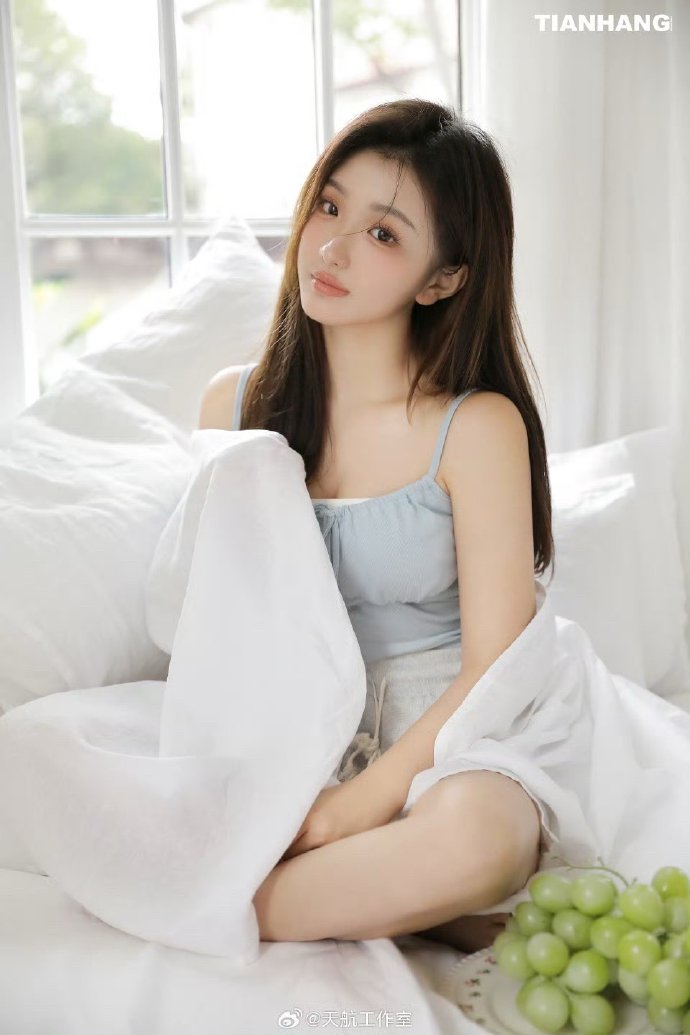 制服·高清整话特辑 第8页